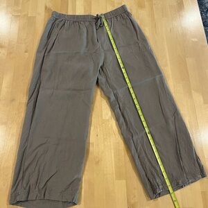 Splendid Loose Capris